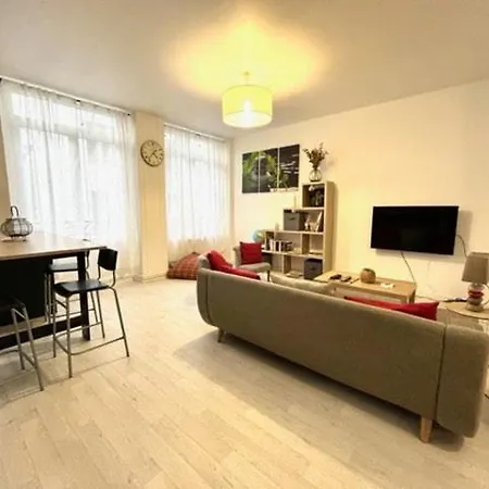 Apartment C&c Spacious 3 Bedrooms